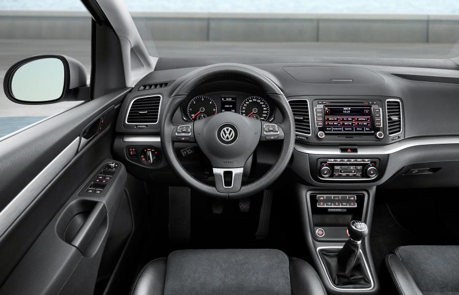  Volkswagen Sharan 2010 года  (фото 64 из 71)